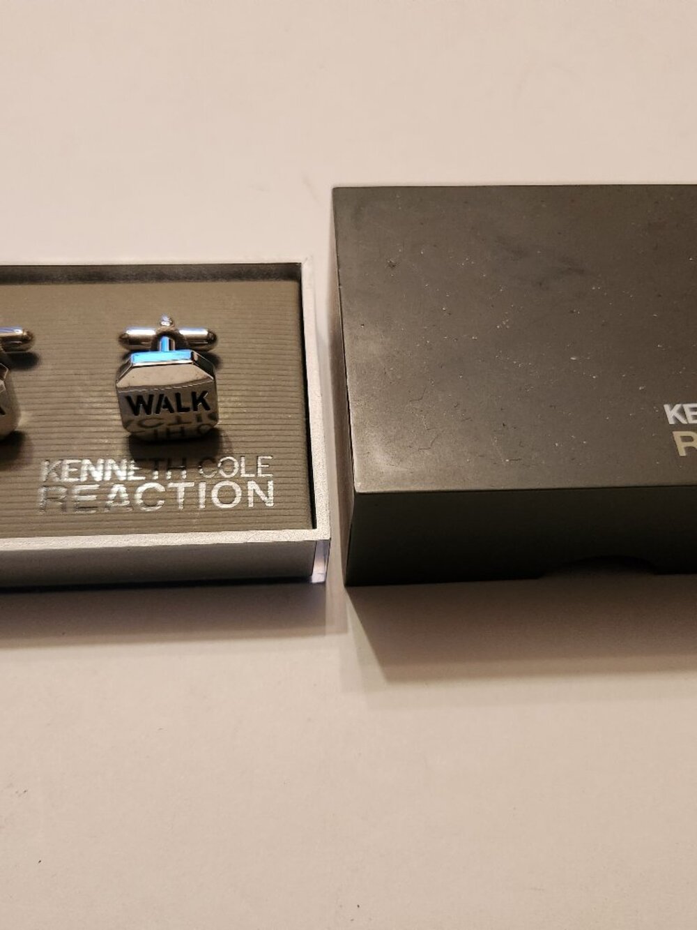 Kenneth Cole reaction men's new silver cufflinks